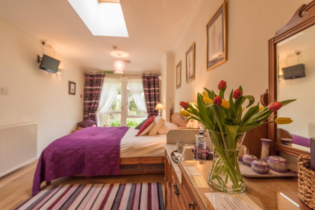 Crofters Guest House Witney Exterior photo